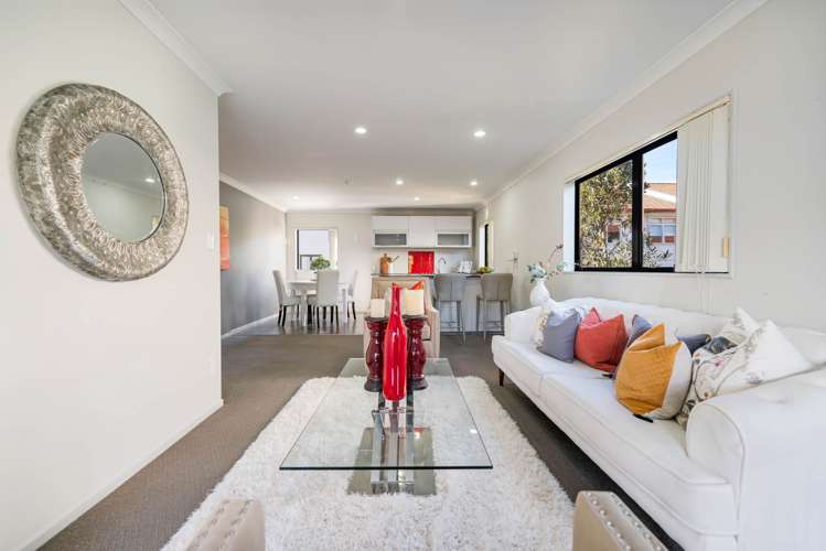 1/46 Carlos Drive Flat Bush_7