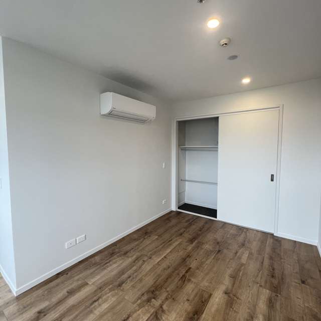 202/1a Kings Road Mount Roskill_4