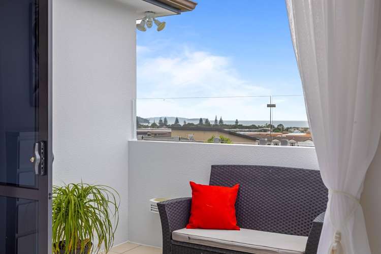 49 The Ritz Orewa_28