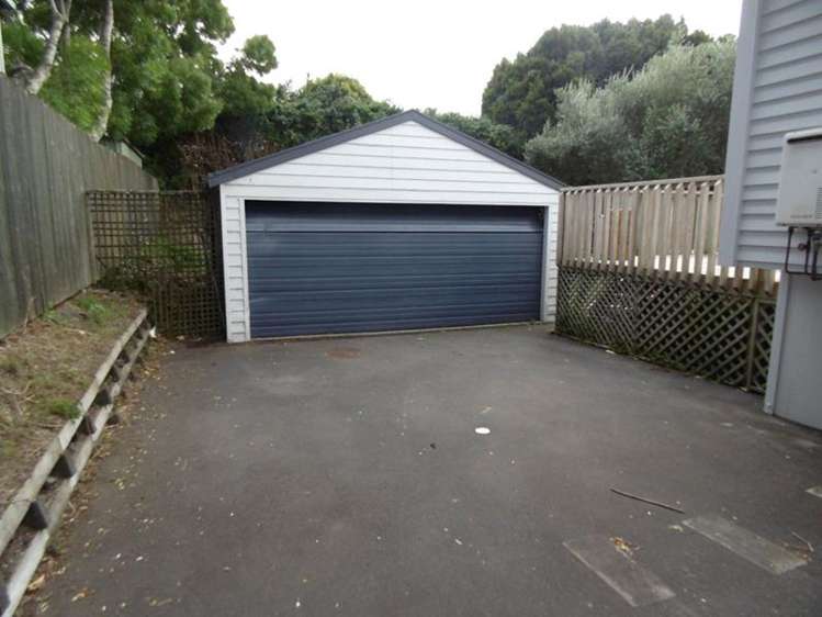 16 Rocklands Avenue Mount Eden_11