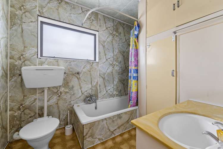 179 Saint Vincent Street Toi Toi_12