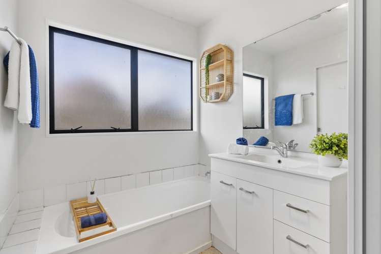 73 Burswood Drive Pakuranga Heights_12