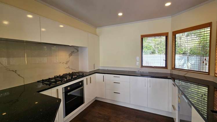 2/20 Coroglen Avenue Birkenhead_19