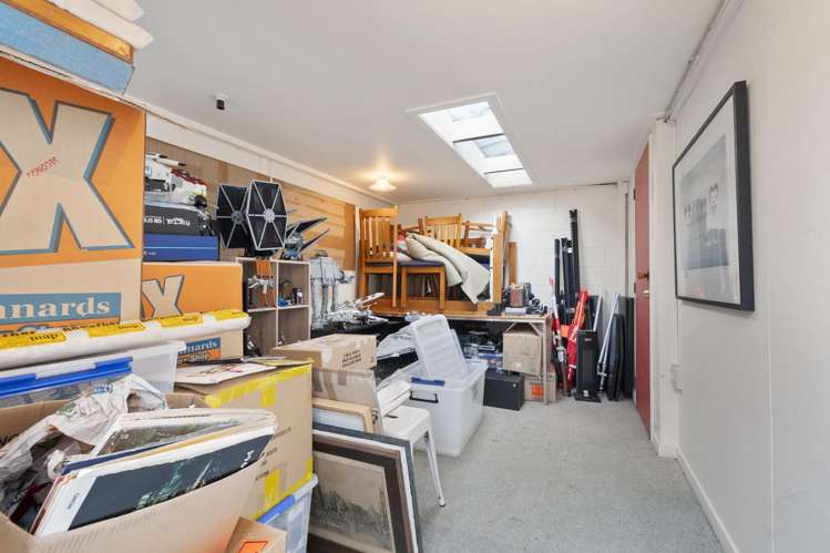 28 Moerangi Street West End_33