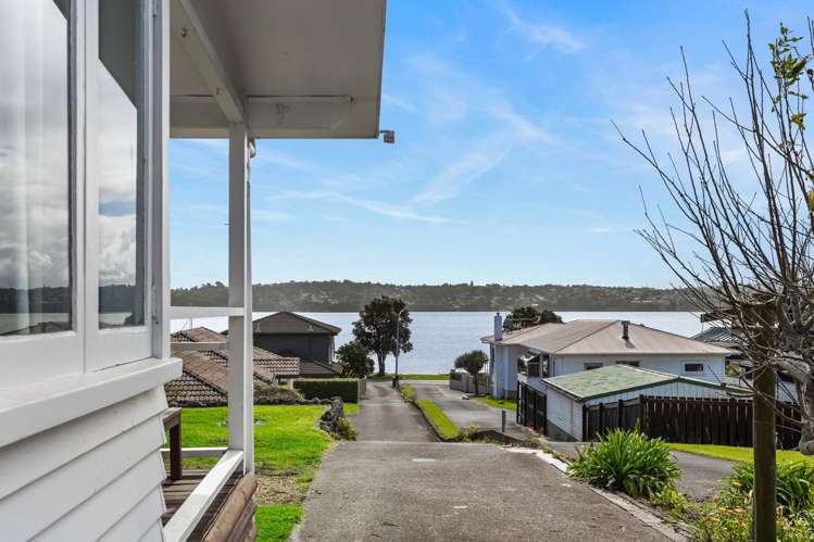 2/42 Kiwi Esplanade Mangere Bridge_14