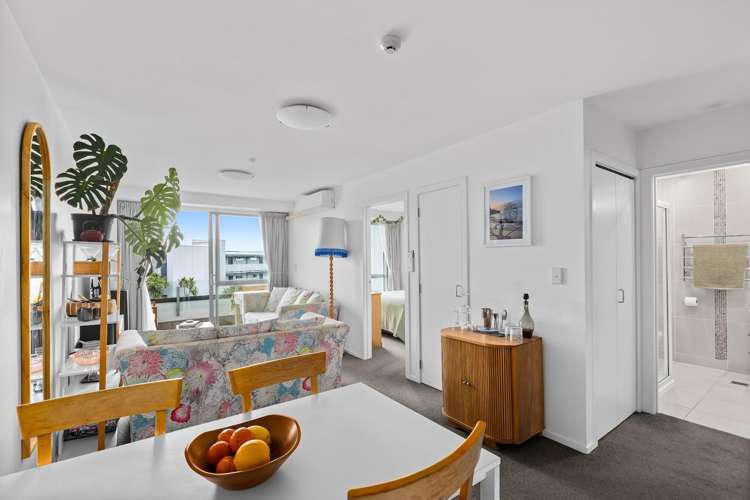 Apt 115/17 Link Crescent Stanmore Bay_12