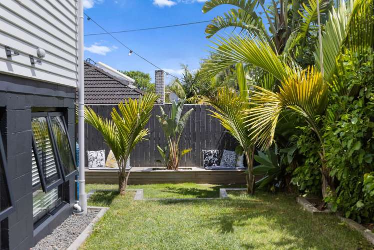 121 Taikata Road Te Atatu Peninsula_21