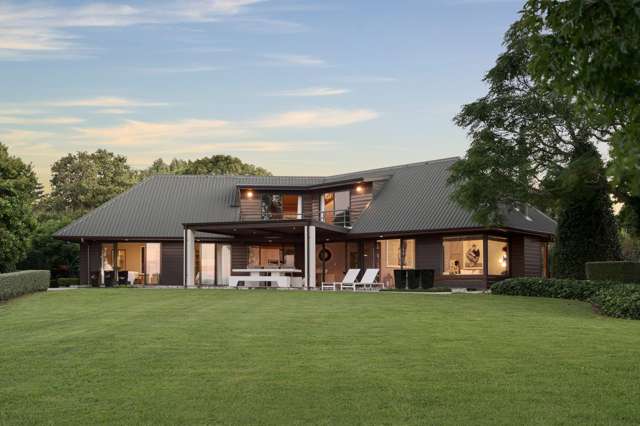 Luxury Coastal & Golf Course Living Ōmokoroa Beach