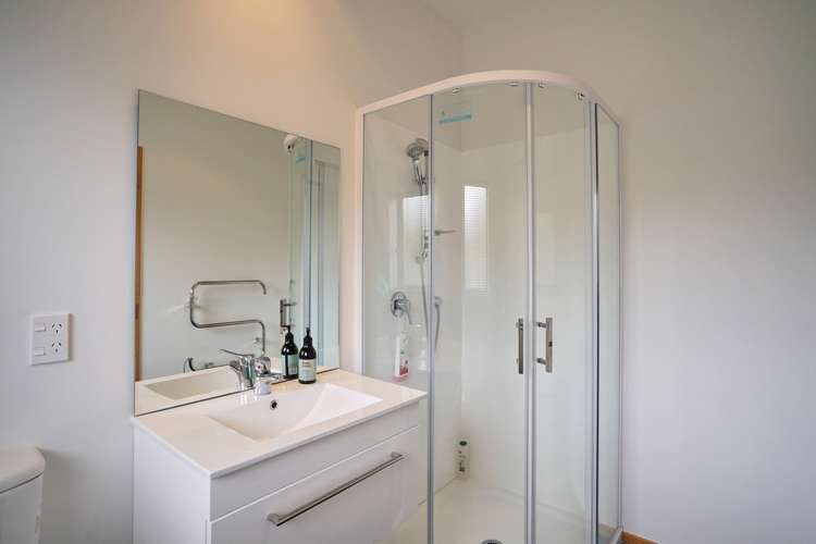 8 Cheeseman Terrace Castle Hill_10