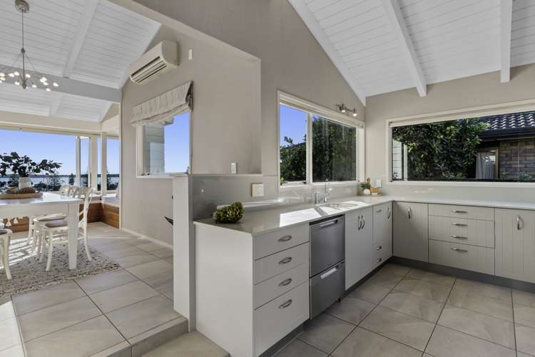 111 Waratah Street Matua_8