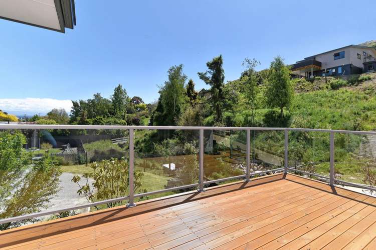 8 Olivias Place Stoke_4