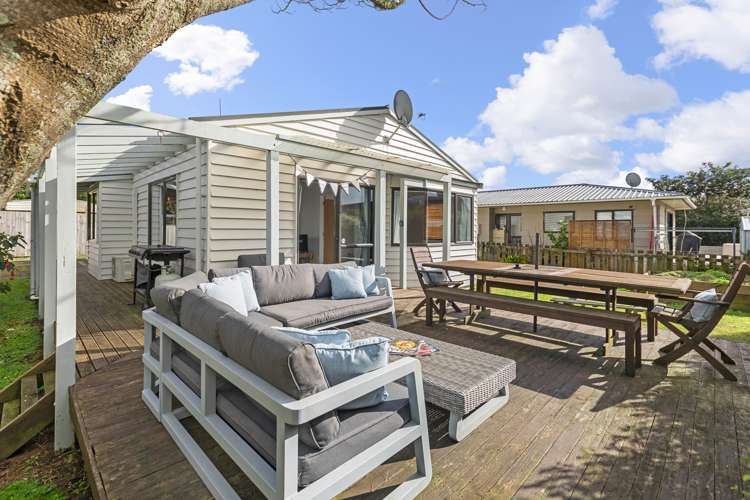 21c Lorenzen Bay Road Raglan_1