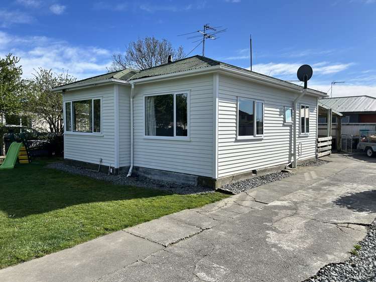 101 Elizabeth Avenue_5