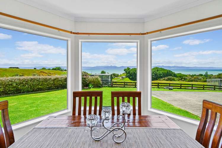 1801 East Coast Road Whakatiwai_15