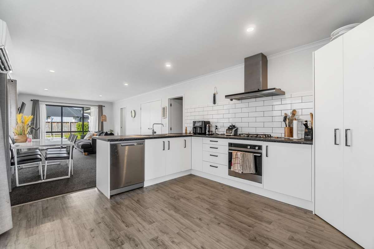 32 Old Farm Road_1