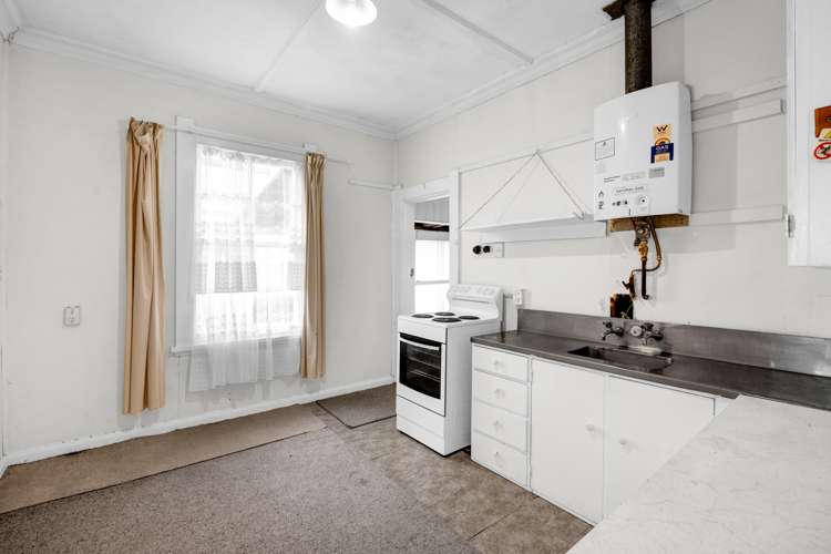 50 Terou Street Manaia_8