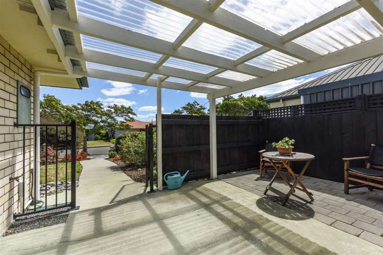 27 Kingsford Drive Stoke_24