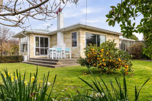 60’s Classic, Coastal Lifestyle Appeal