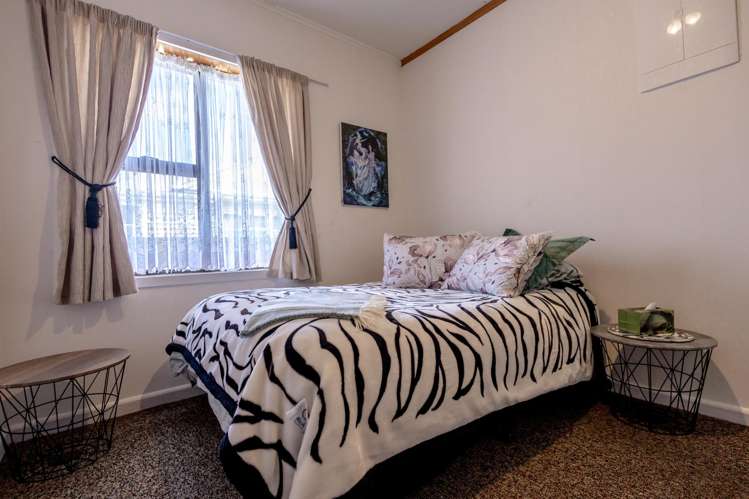 54 Firth Street Cobden_19