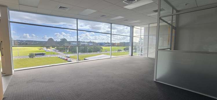 71 Barrys Point Road Takapuna_2