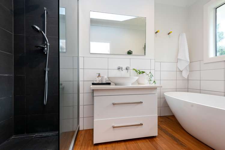 1/12 Howe Street Howick_11