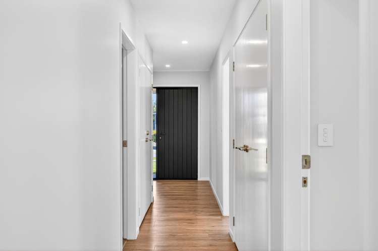 57 Burgundy Drive Martinborough_4