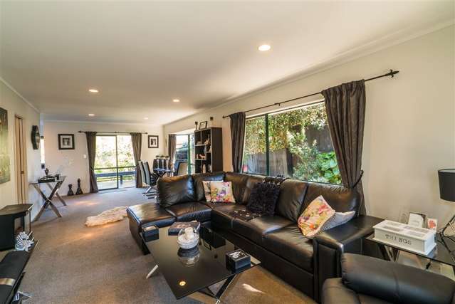 2/23a Vincent Street Howick_4