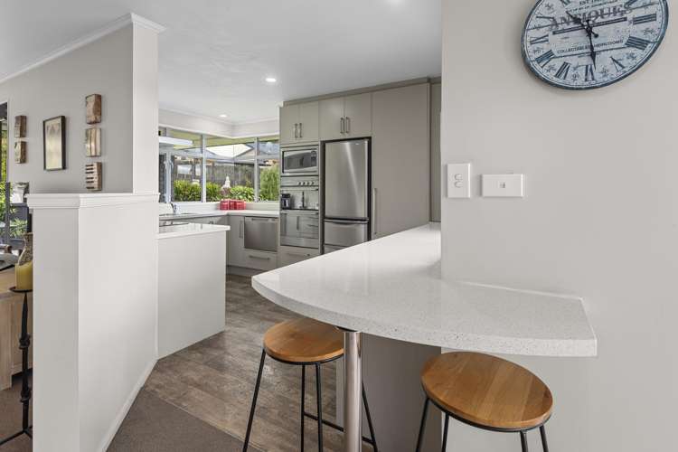 6 County Lane Te Kamo_8