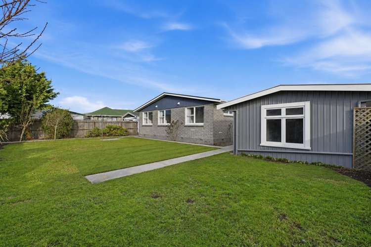 18 Compton Street Woolston_14