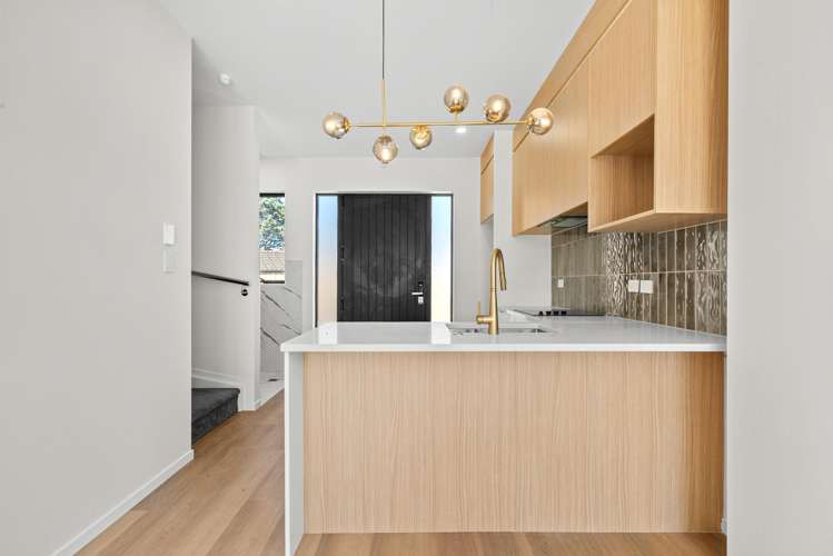 1/22 Cherry Tree Place Massey_9