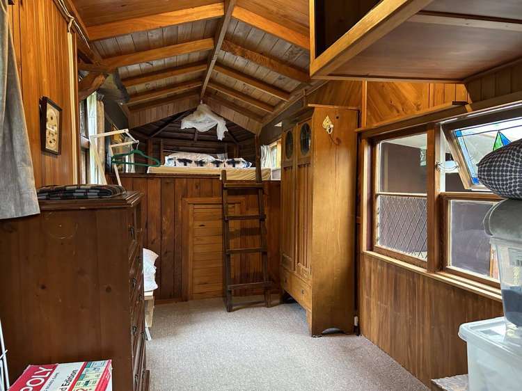 1 Cemetery Road Westland Surrounds_4