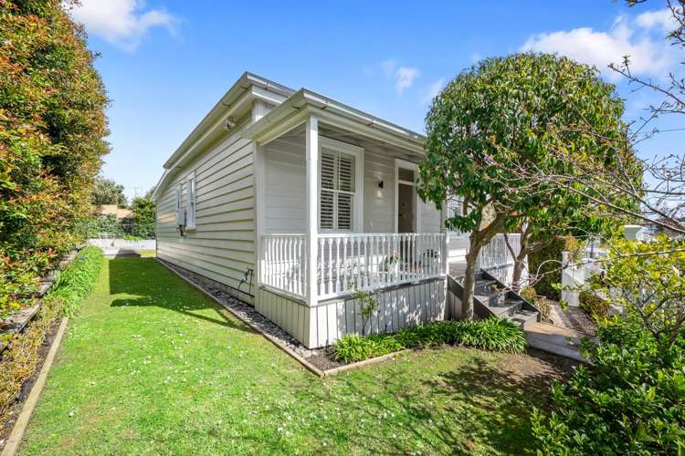 25 Patuone Avenue Devonport_33
