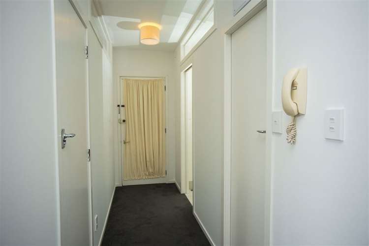 3/2 Oriental Terrace Mount Victoria_9