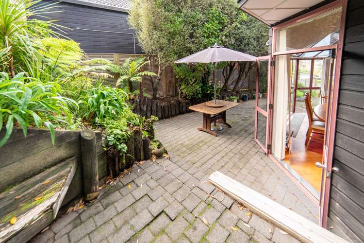 98 Churchill Road Murrays Bay_21