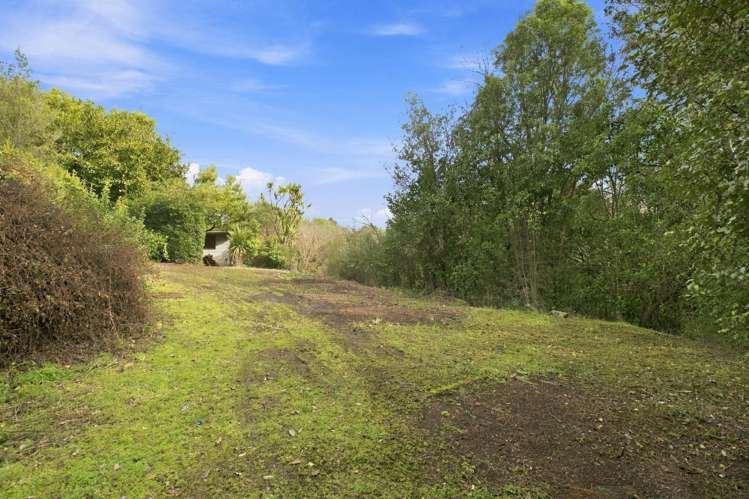 1600 Cust Road_5