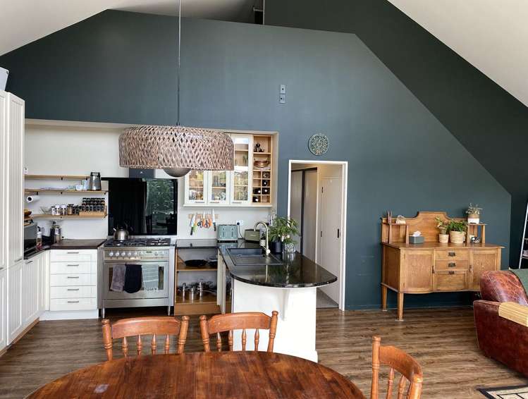 375 Port Hills Road Hillsborough_1