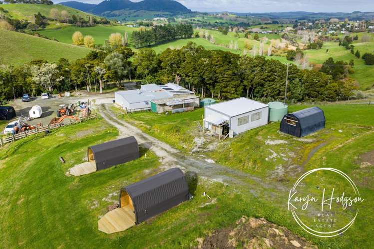 55 Puriri Glade Maungaturoto_2
