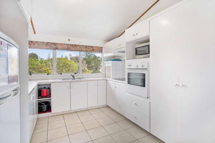 80b Tirimoana Road Te Atatu South_7