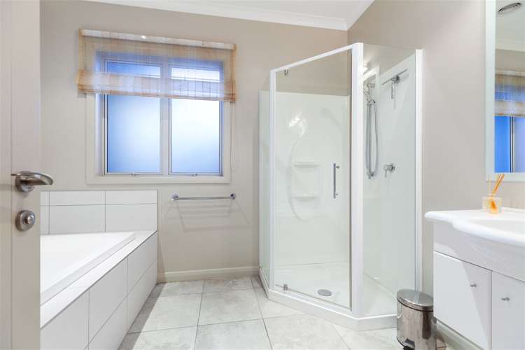 10 Serena Key Papamoa_16