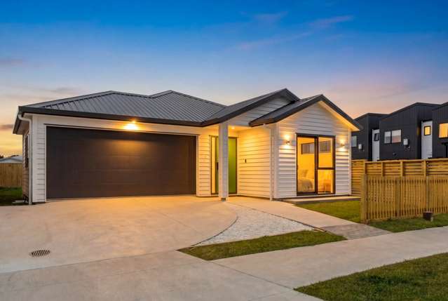 Bright Corner-Site 4-Bed Home with Double Garage