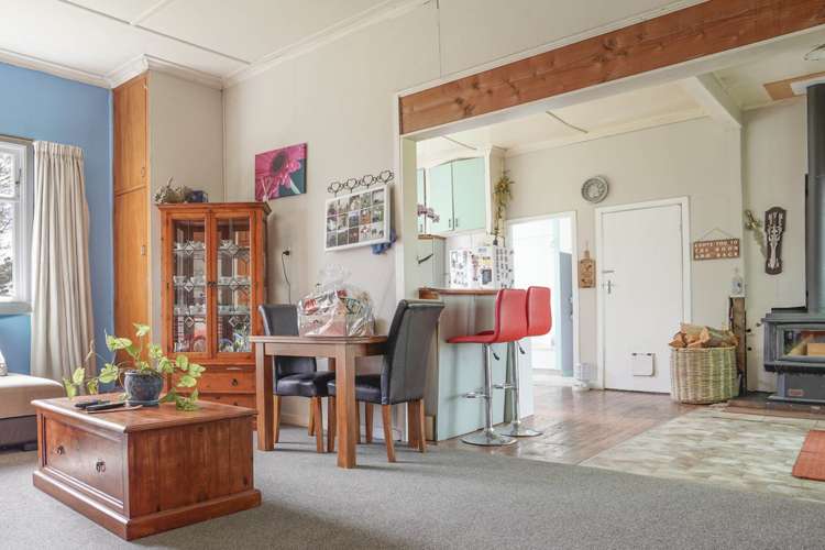 411 Flora East Makarewa_1