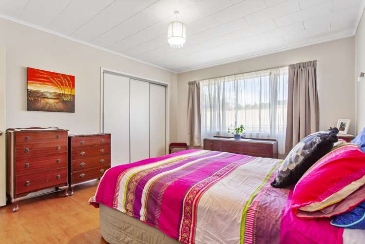 104 Te Atatu Road Te Atatu South_17