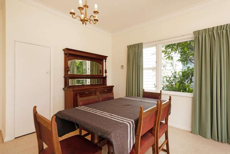 21 Firth Terrace Karori_6