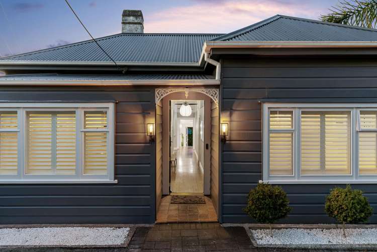 15 Albert Road Devonport_20