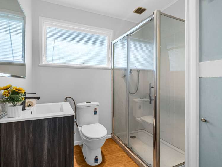 1/60 Grove Road Papakura_12