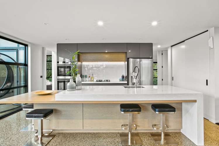 298 Courtenay Street Strandon_12