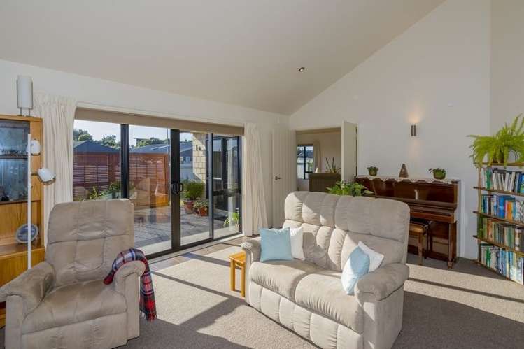 65 Kotuku Drive Paraparaumu Beach_13