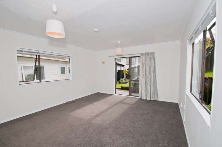 70 Sunvue Road Glen Eden_19