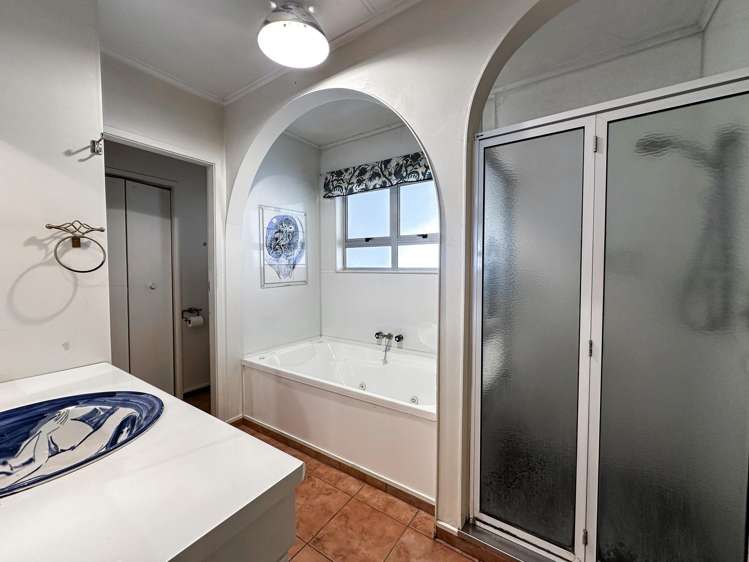 146 Commercial Street Takaka_15