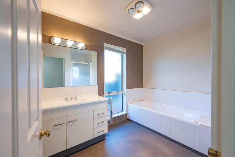 8 Elsa Kidson Court Stoke_16